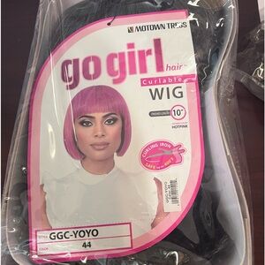 Go Girl Curlable wig, super cute